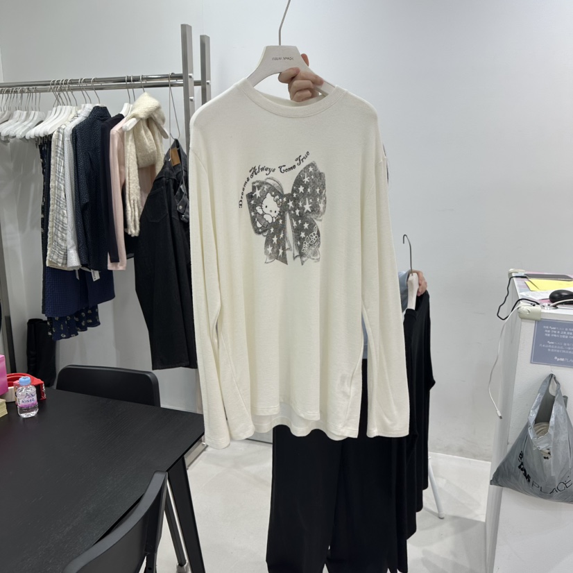 VISUAL SPACE東大門實拍女裝新品時尚職業26春夏長袖T恤VISUAL SPACE長袖T恤圖色1