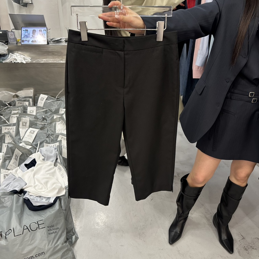 PAVEL東大門直郵女裝新款休閑推薦26春夏熱賣時尚短褲開衩PAVEL短褲圖色2純黑
