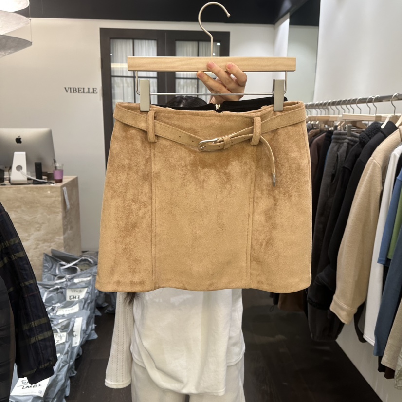VIBELLE東大門實拍女士新款推薦時尚休閑人氣真品短裙含腰帶VIBELLE短裙圖色1