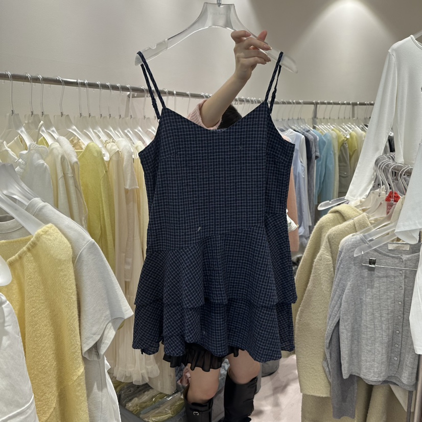 MIMME/LOOKK韓國直郵女裝新品真品推薦時尚休閑26春夏連衣裙MIMME/LOOKK連衣裙圖色1深藍色