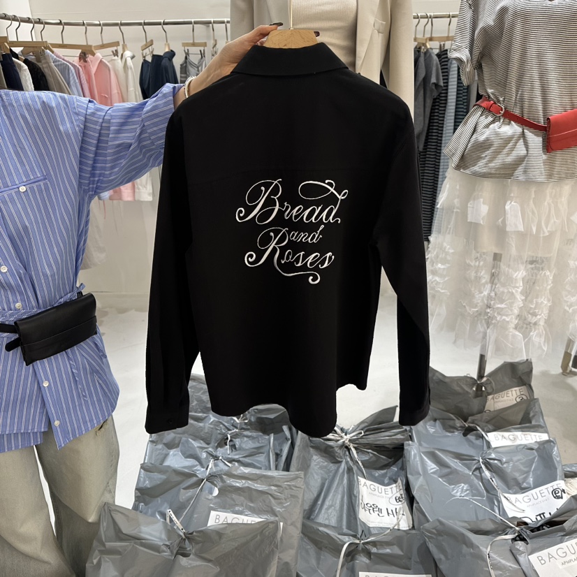 BAGUETTE-P韓國代購女裝新款熱賣時尚真品襯衫蕾絲衫刺繡BAGUETTE-P襯衫/蕾絲衫