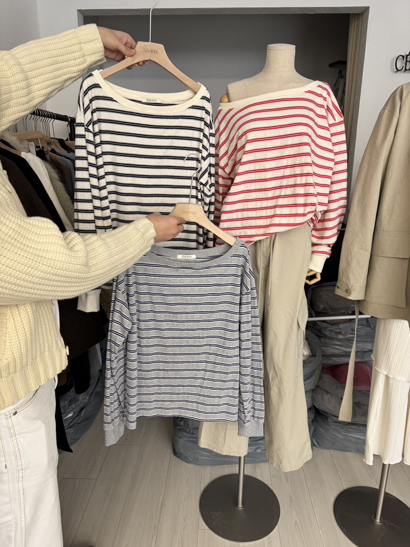 CEDARWOOD韓國直郵女士新款人氣時尚休閑26春夏長袖T恤露肩CEDAR WOOD長袖T恤