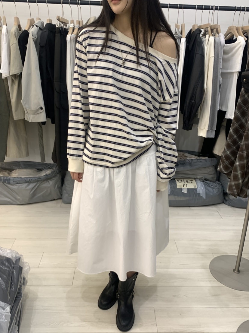 CEDARWOOD韓國直郵女士新款人氣時尚休閑26春夏長袖T恤露肩CEDAR WOOD長袖T恤圖色3