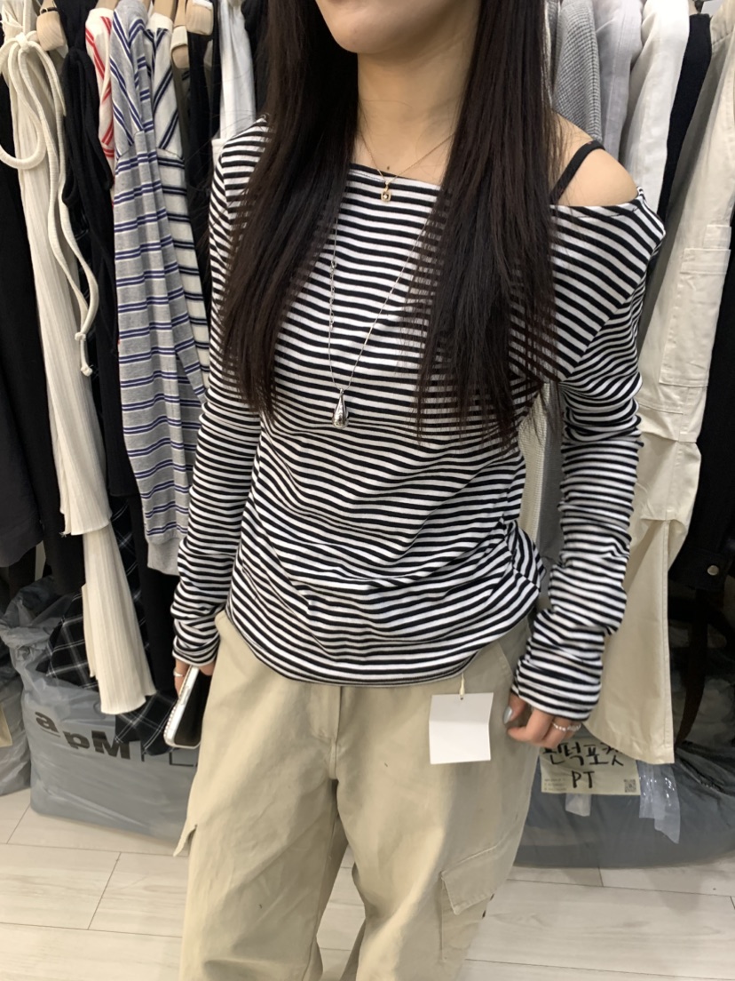 CEDARWOOD東大門實拍女裝新款時尚職業人氣26春夏長袖T恤CEDAR WOOD長袖T恤