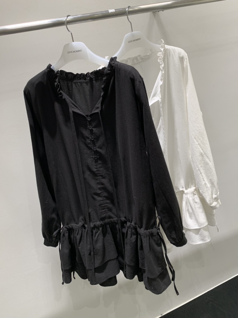 LOVE MOMENT韓國直郵女士新品真品熱賣時尚26春夏連衣裙LOVE MOMENT連衣裙