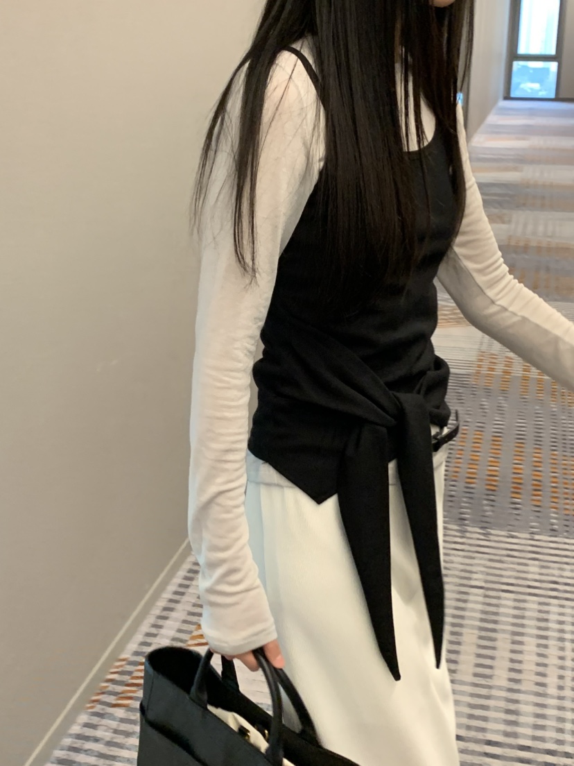 NOUVEAU韓國代購女裝新款26春夏真品職業吊帶背心不含內搭NOUVEAU吊帶/背心