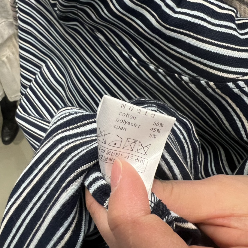 ARE韓國代購女士新品人氣真品時尚長袖T恤連帽衫口袋直筒ARE YOU/ARE長袖T恤