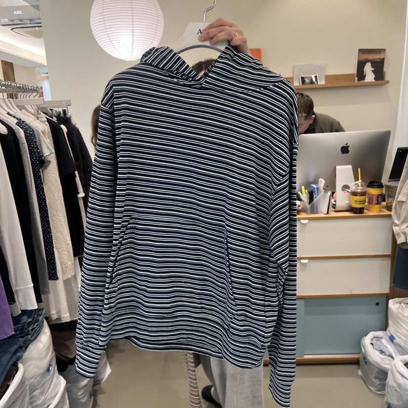 ARE韓國代購女士新品人氣真品時尚長袖T恤連帽衫口袋直筒ARE YOU/ARE長袖T恤圖色2