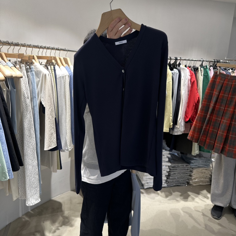 ROOM K-P韓國直郵女裝新款人氣職業26春夏時尚熱賣針織衫ROOM K針織衫圖色6實際價格34000