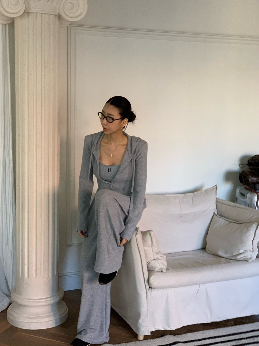 REVE CITE-L東大門直郵女裝新品真品夾克不含內搭開衫紐扣連帽REVE CITE-L夾克