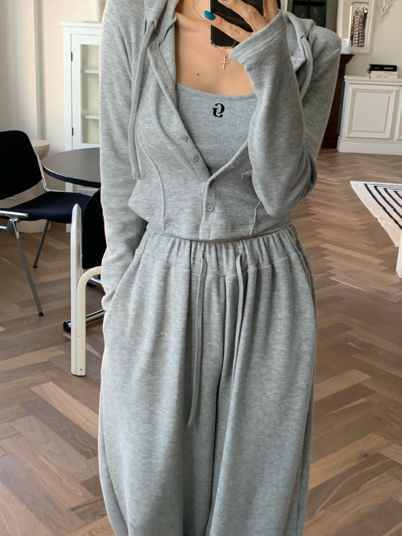 REVE CITE-L東大門直郵女裝新品真品夾克不含內搭開衫紐扣連帽REVE CITE-L夾克