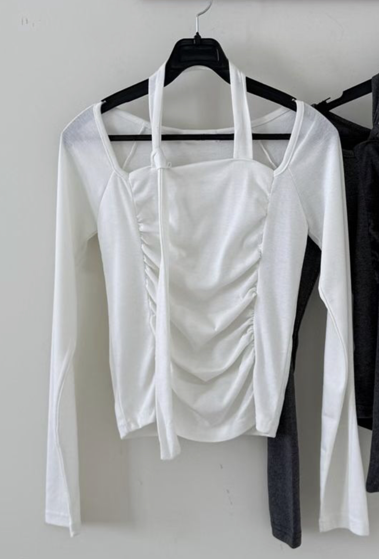 BLUSHER韓國代購女裝新品熱賣時尚26春夏人氣職業長袖T恤BLUSHER長袖T恤圖色1