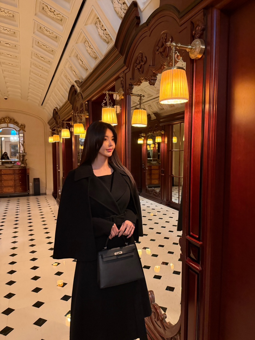 LAVIEU韓國代購女裝新品休閑中長款大衣手工制作含腰帶披肩LAVIEU中長款大衣