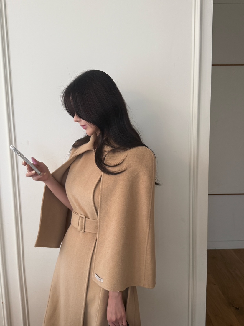 LAVIEU韓國代購女裝新品休閑中長款大衣手工制作含腰帶披肩LAVIEU中長款大衣