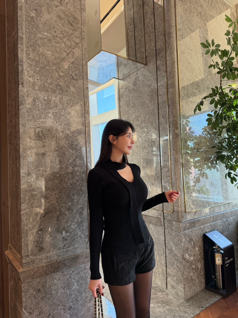 LAVIEU韓國代購女裝新款真品休閑人氣熱賣針織衫含圍巾套裝LAVIEU針織衫