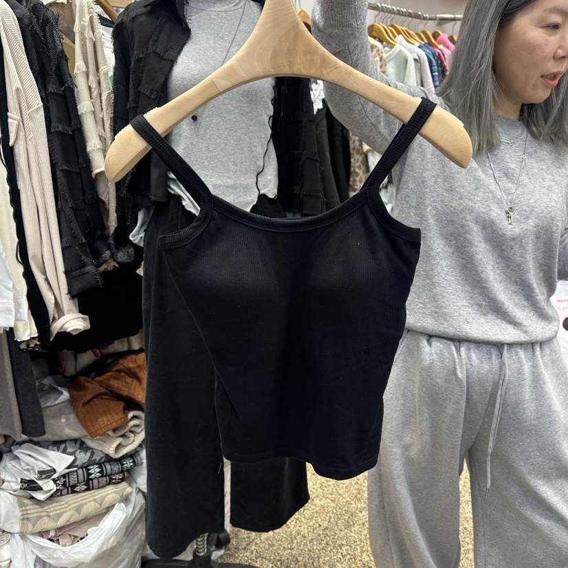 HAPPYBERRY韓國代購女士新品真品時尚職業人氣26春夏吊帶背心HAPPYBERRY吊帶/背心圖色3