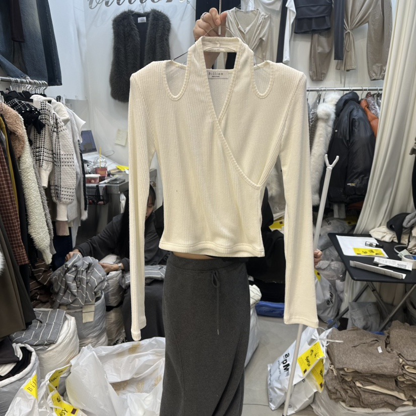 BILLION-L韓國直郵女士新品人氣時尚熱賣真品推薦長袖T恤BILLION-L長袖T恤圖色1