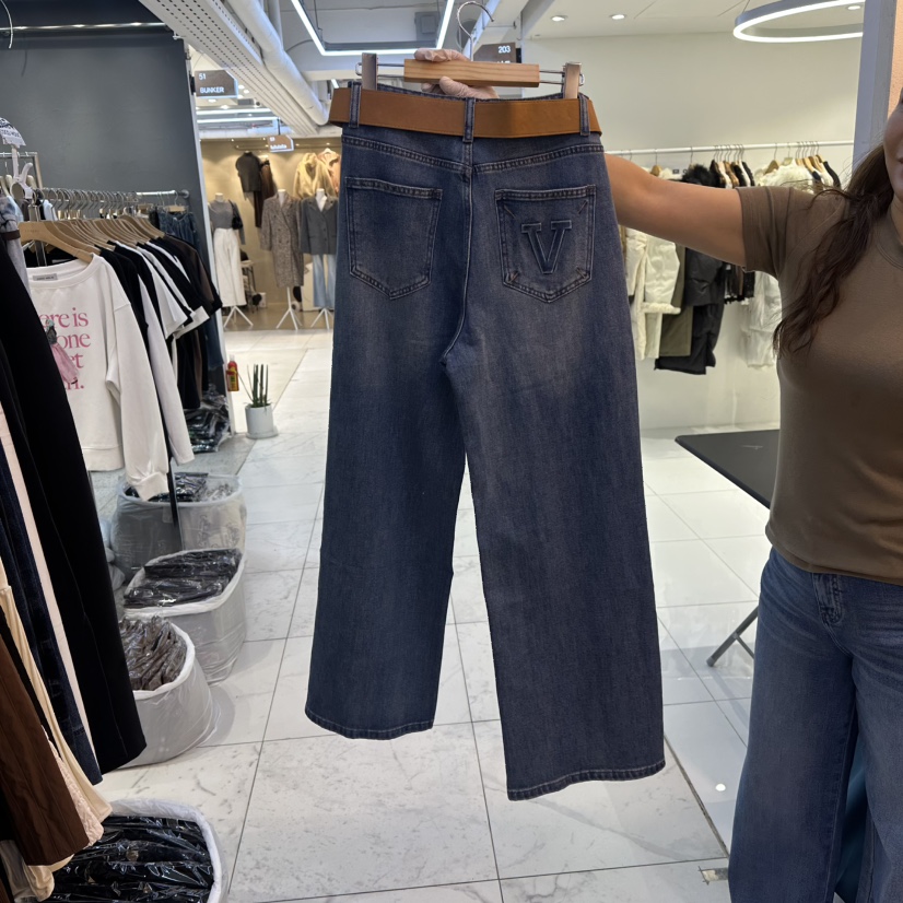 COCO HOLIC韓國直郵女士新品職業人氣推薦牛仔褲不含腰帶COCO HOLIC牛仔褲