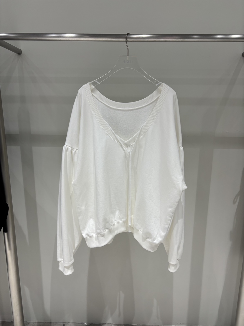 OKIE東大門直郵女裝新品推薦熱賣真品人氣衛衣兩面穿雙V領OKIE衛衣圖色2