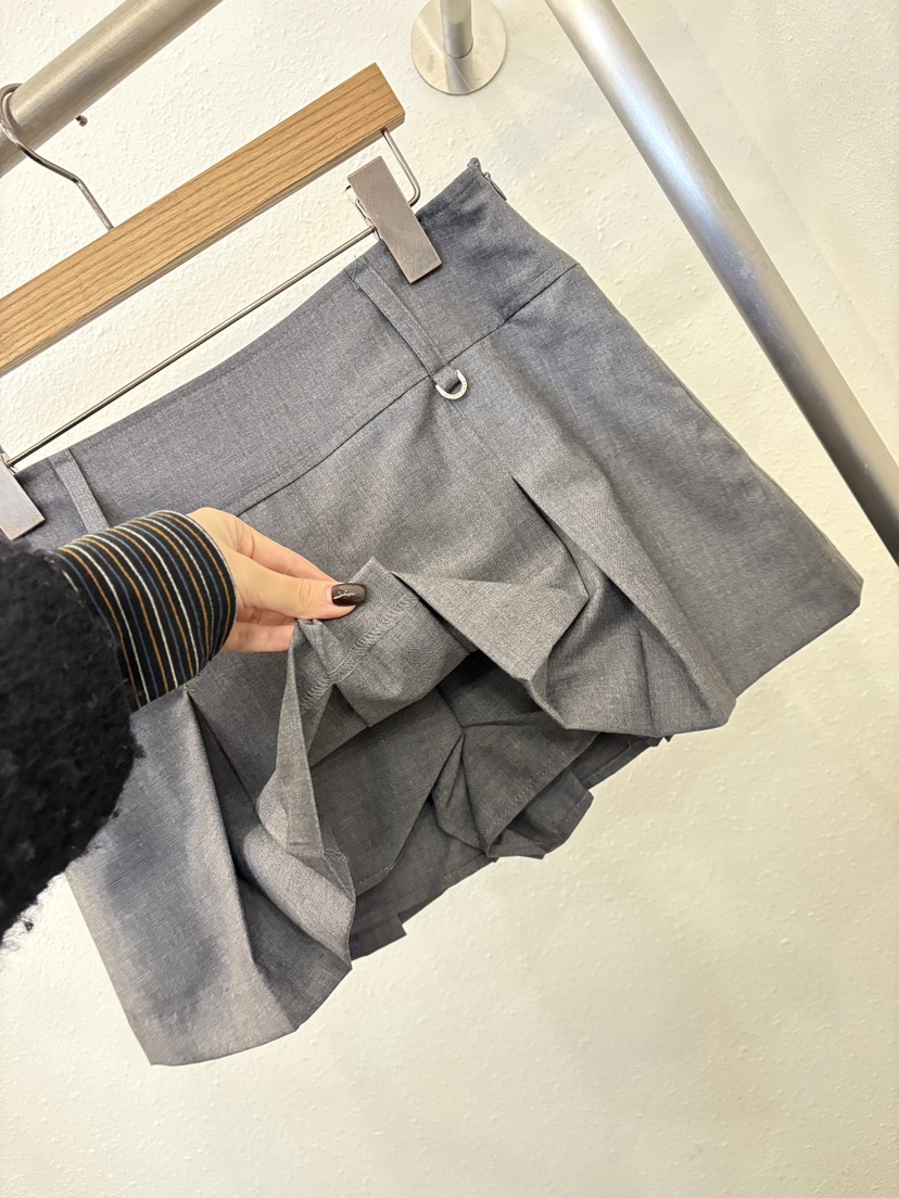 LUMIPLE東大門代購女裝新品時尚熱賣真品職業裙褲百褶褶裙LUMIPLE裙褲