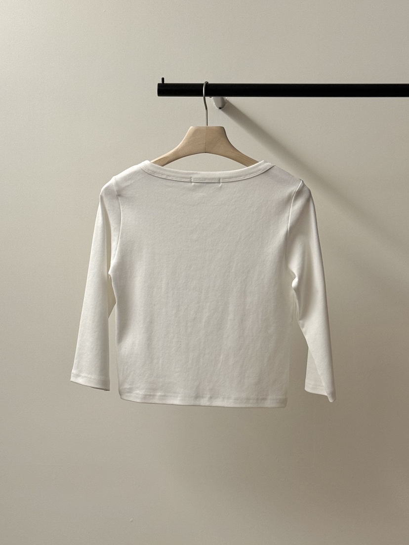 LONG PEAK東大門實拍女裝新款人氣時尚推薦26春夏長袖T恤船領LONG PEAK長袖T恤