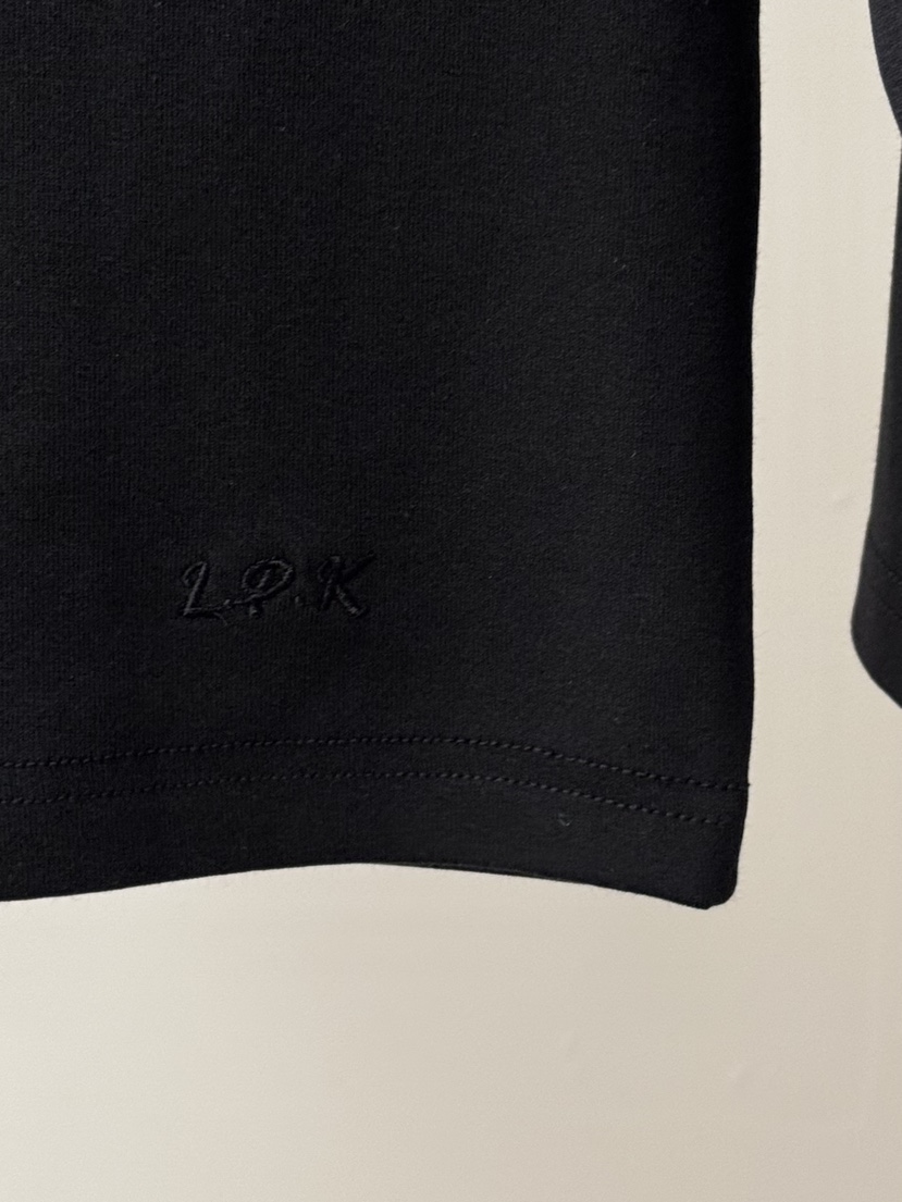 LONG PEAK東大門實拍女裝新款人氣時尚推薦26春夏長袖T恤船領LONG PEAK長袖T恤