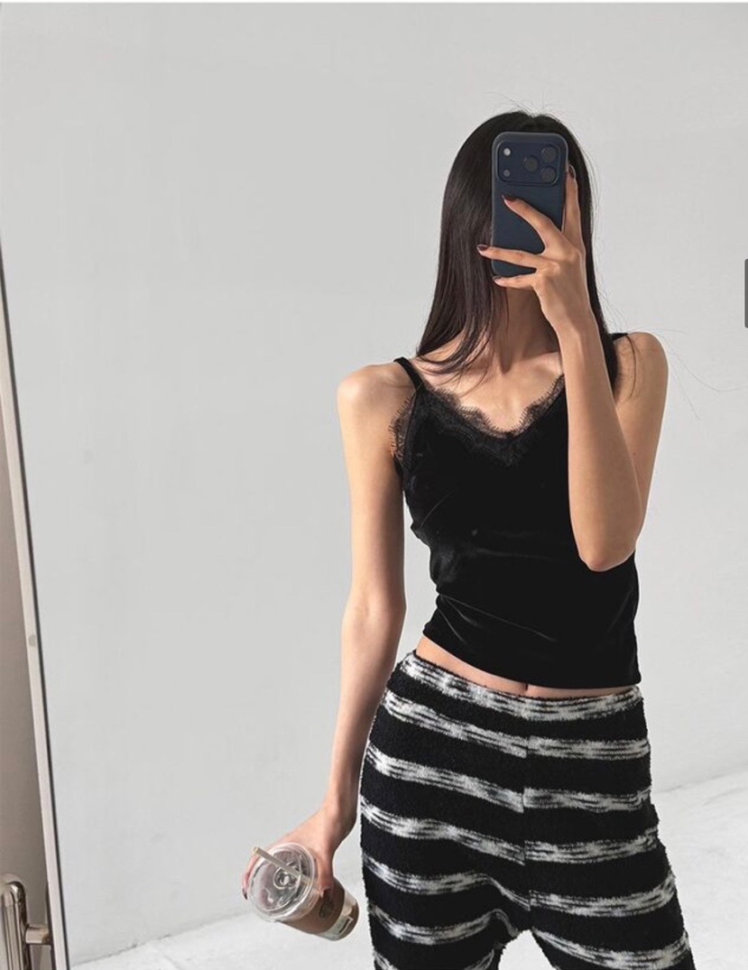 OKIE東大門代購女裝新品推薦26春夏時尚職業吊帶背心絲絨OKIE吊帶/背心