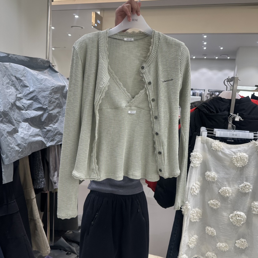 BENE東大門代購女士新品真品時尚人氣熱賣針織衫不含吊帶BENE針織衫圖色2