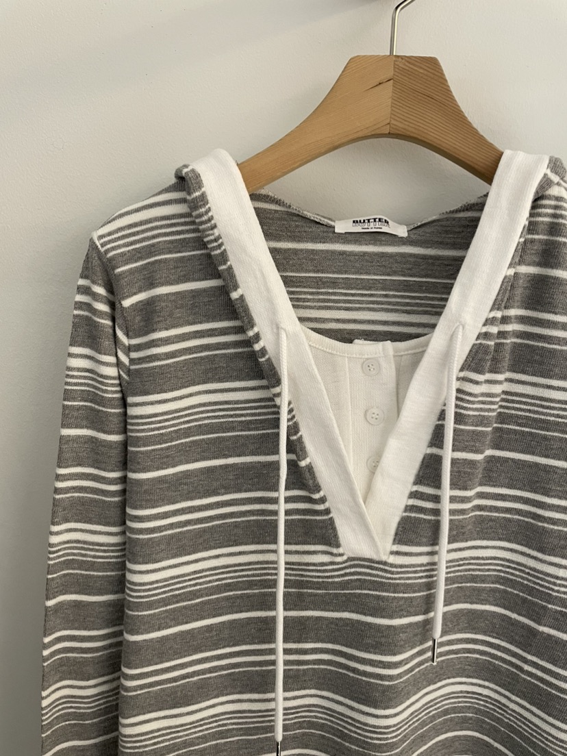 BUTTER-P東大門實拍女士新款時尚職業熱賣長袖T恤連帽衫BUTTER-P長袖T恤