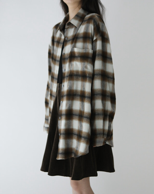 PLANTS ON GRAY韓國代購女裝新品26春季襯衫蕾絲衫格子PLANTS ON GRAY襯衫/蕾絲衫