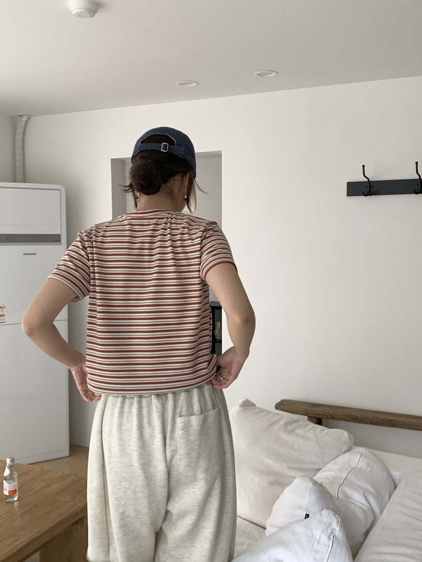 PLANTS ON GRAY韓國代購女士新品推薦人氣26春季熱賣T恤PLANTS ON GRAYT恤