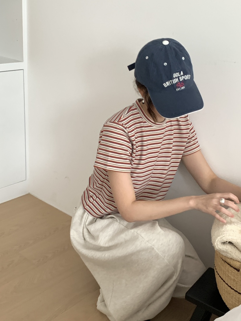 PLANTS ON GRAY韓國代購女士新品推薦人氣26春季熱賣T恤PLANTS ON GRAYT恤