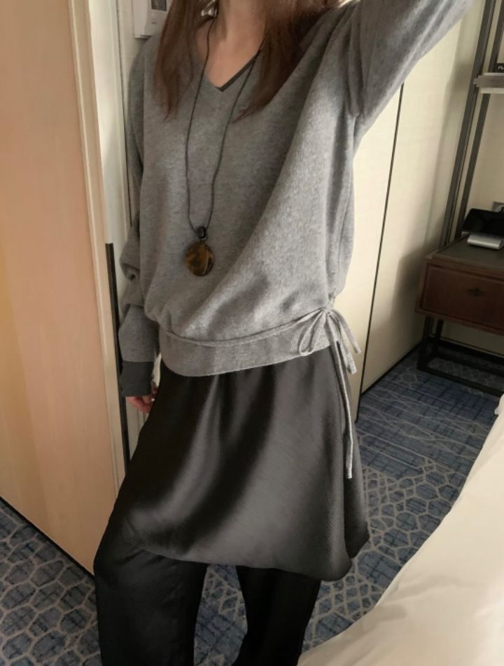 STAY HERE韓國直郵女士新款推薦時尚休閑針織衫不含內搭V領STAY HERE針織衫