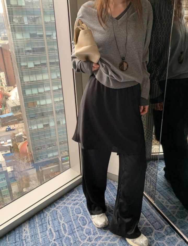 STAY HERE韓國直郵女士新款推薦時尚休閑針織衫不含內搭V領STAY HERE針織衫