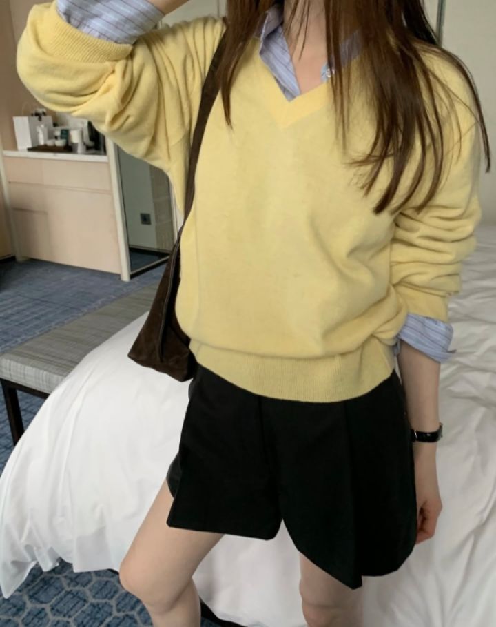 STAY HERE韓國直郵女士新款推薦時尚休閑針織衫不含內搭V領STAY HERE針織衫