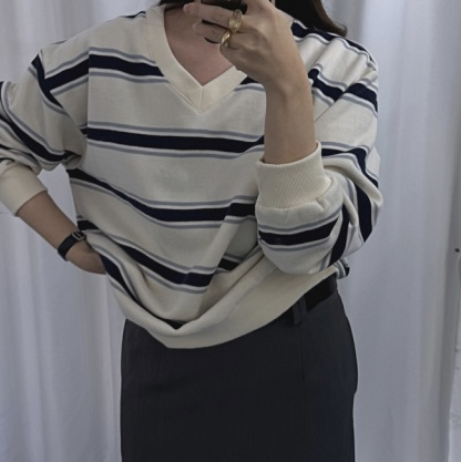 PLANTS ON GRAY東大門代購女士新品熱賣推薦時尚衛衣V領PLANTS ON GRAY衛衣