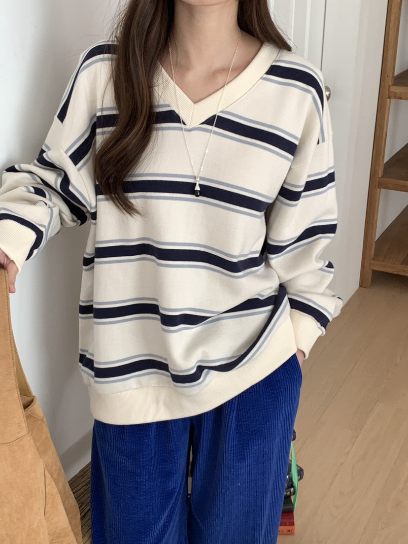 PLANTS ON GRAY東大門代購女士新品熱賣推薦時尚衛衣V領PLANTS ON GRAY衛衣