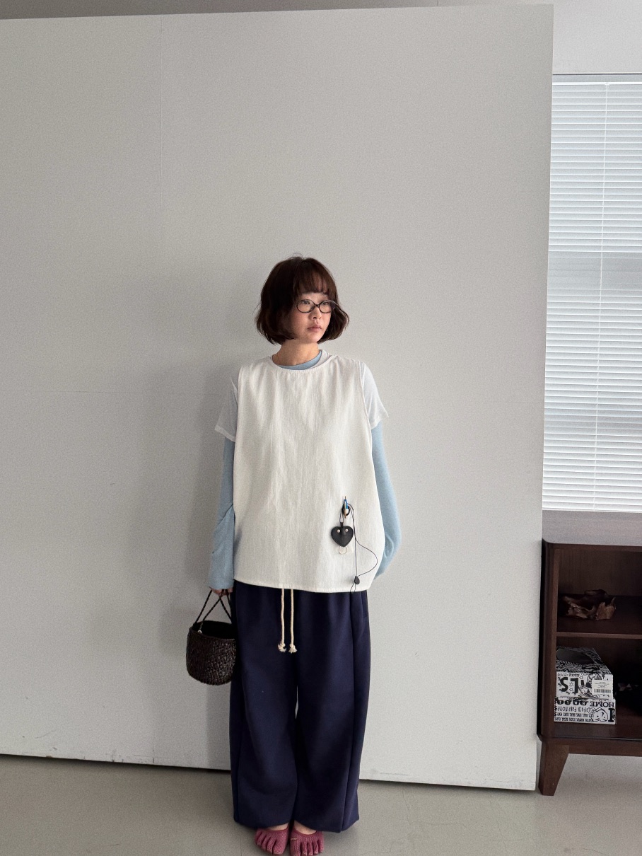 OLI SEOUL韓國直郵女士新款熱賣26春夏真品時尚吊帶背心OLI SEOUL吊帶/背心