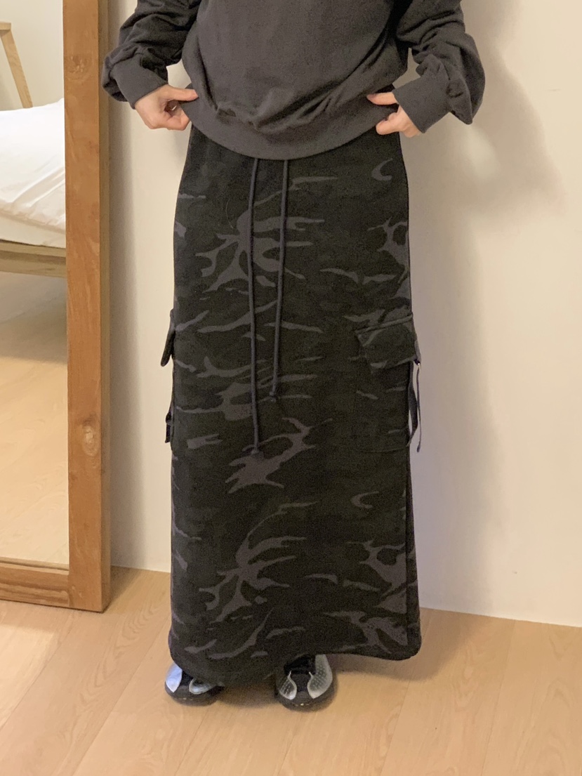 PLANTS ON GRAY韓國代購女裝新款熱賣26春季長裙口袋迷彩PLANTS ON GRAY長裙圖色1