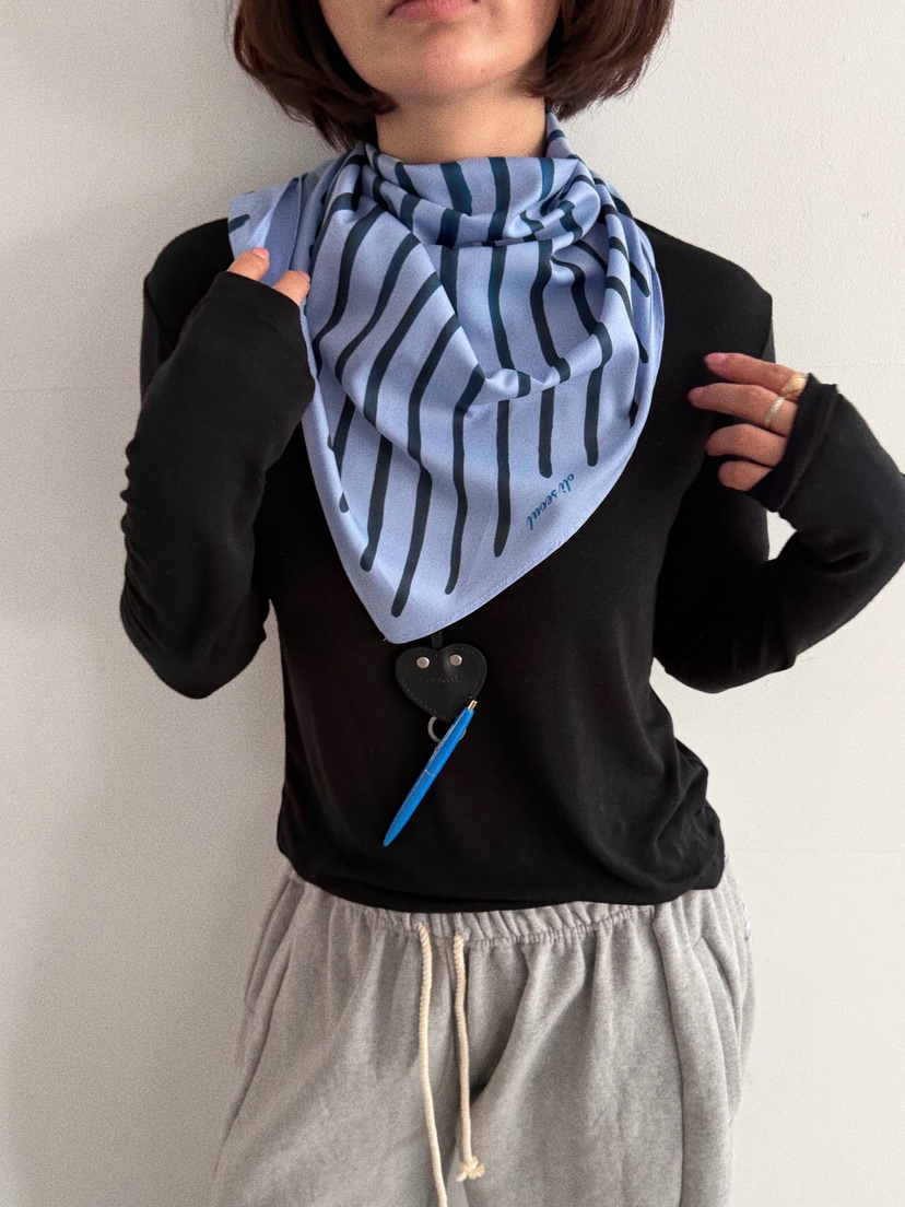 OLI SEOUL東大門代購女士新款推薦熱賣休閑圍巾披肩圍巾OLI SEOUL圍巾/披肩