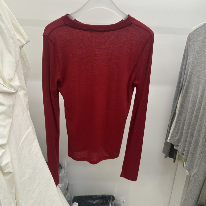 HELVETICA東大門實拍女裝新款職業時尚熱賣人氣26春夏長袖T恤HELVETICA長袖T恤