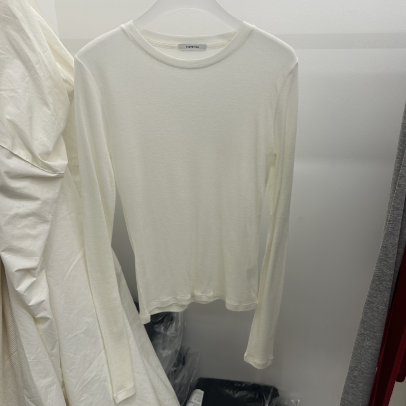 HELVETICA東大門實拍女裝新款職業時尚熱賣人氣26春夏長袖T恤HELVETICA長袖T恤圖色3