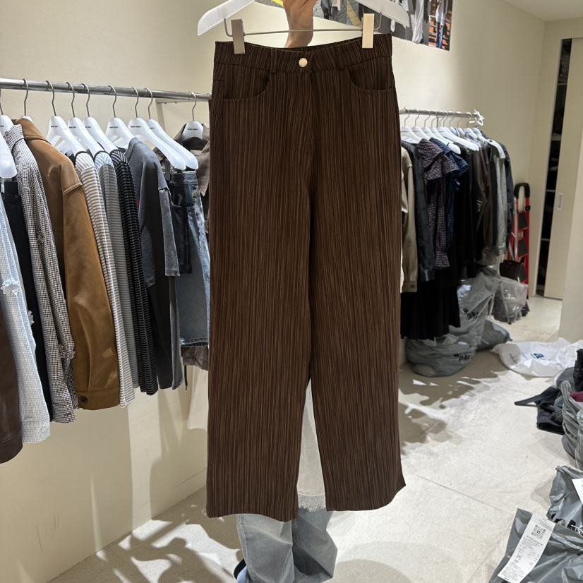 MOREMORE韓國代購女士新品推薦休閑熱賣時尚人氣26春夏休閑褲more more休閑褲圖色1