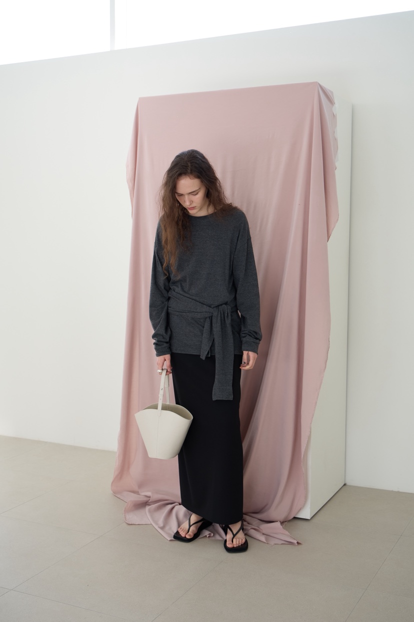 B_GARDER東大門代購女裝新款休閑職業時尚推薦人氣長袖T恤B.GARDER長袖T恤