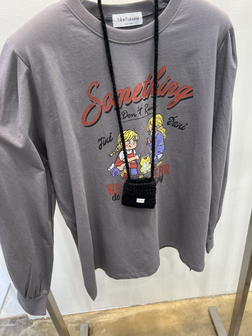 BLUE BANANA東大門代購女士新品熱賣時尚長袖T恤不含配飾BLUE BANANA長袖T恤圖色2