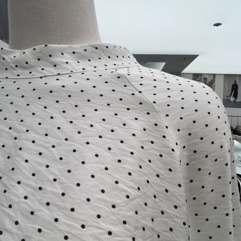 MOI-A東大門直郵女裝新品26春夏真品熱賣推薦襯衫蕾絲衫MOI-A襯衫/蕾絲衫