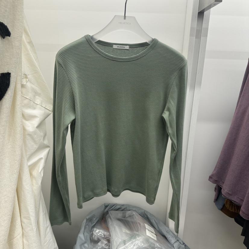 HELVETICA東大門直郵女士新款休閑職業推薦熱賣長袖T恤條紋HELVETICA長袖T恤圖色1