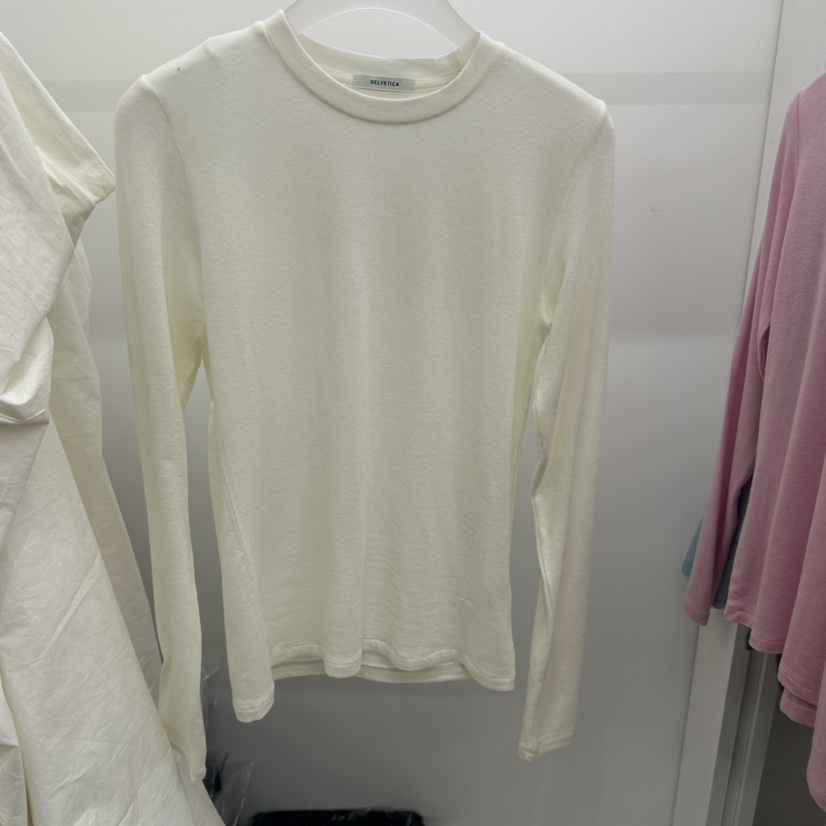 HELVETICA韓國直郵女士新品時尚休閑熱賣真品長袖T恤羊毛HELVETICA長袖T恤圖色1