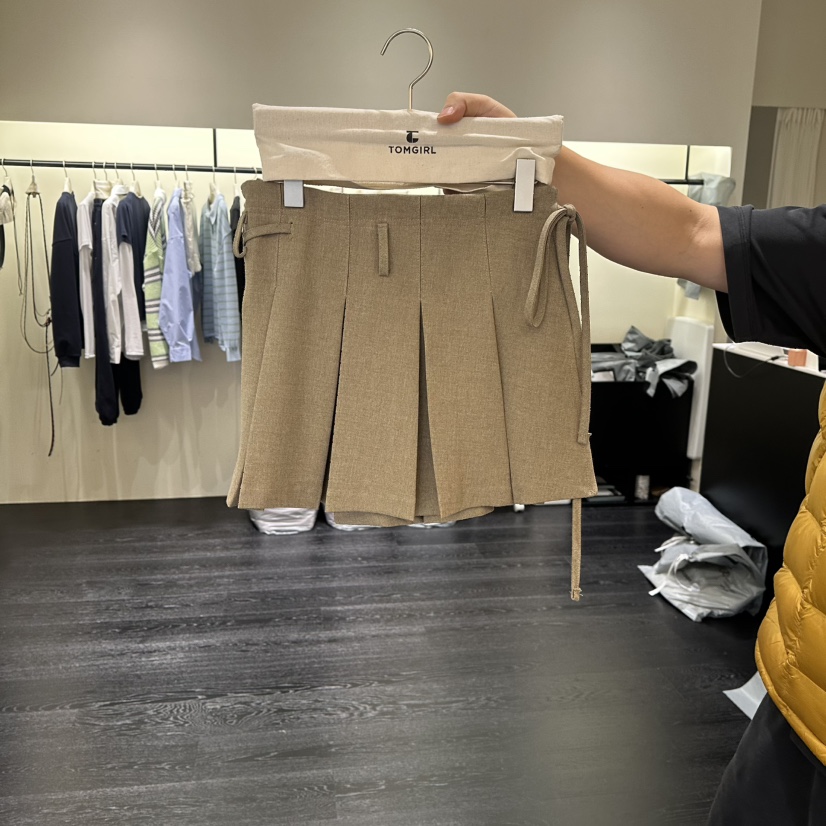 TOMGIRL東大門直郵女裝新款真品人氣26春夏推薦短裙含腰帶TOMGIRL短裙圖色1