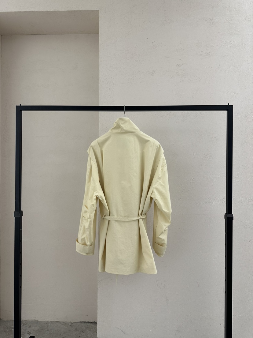 MONDAY TO SUNDAY韓國代購女裝新品時尚人氣夾克含腰帶MONDAY TO SUNDAY夾克